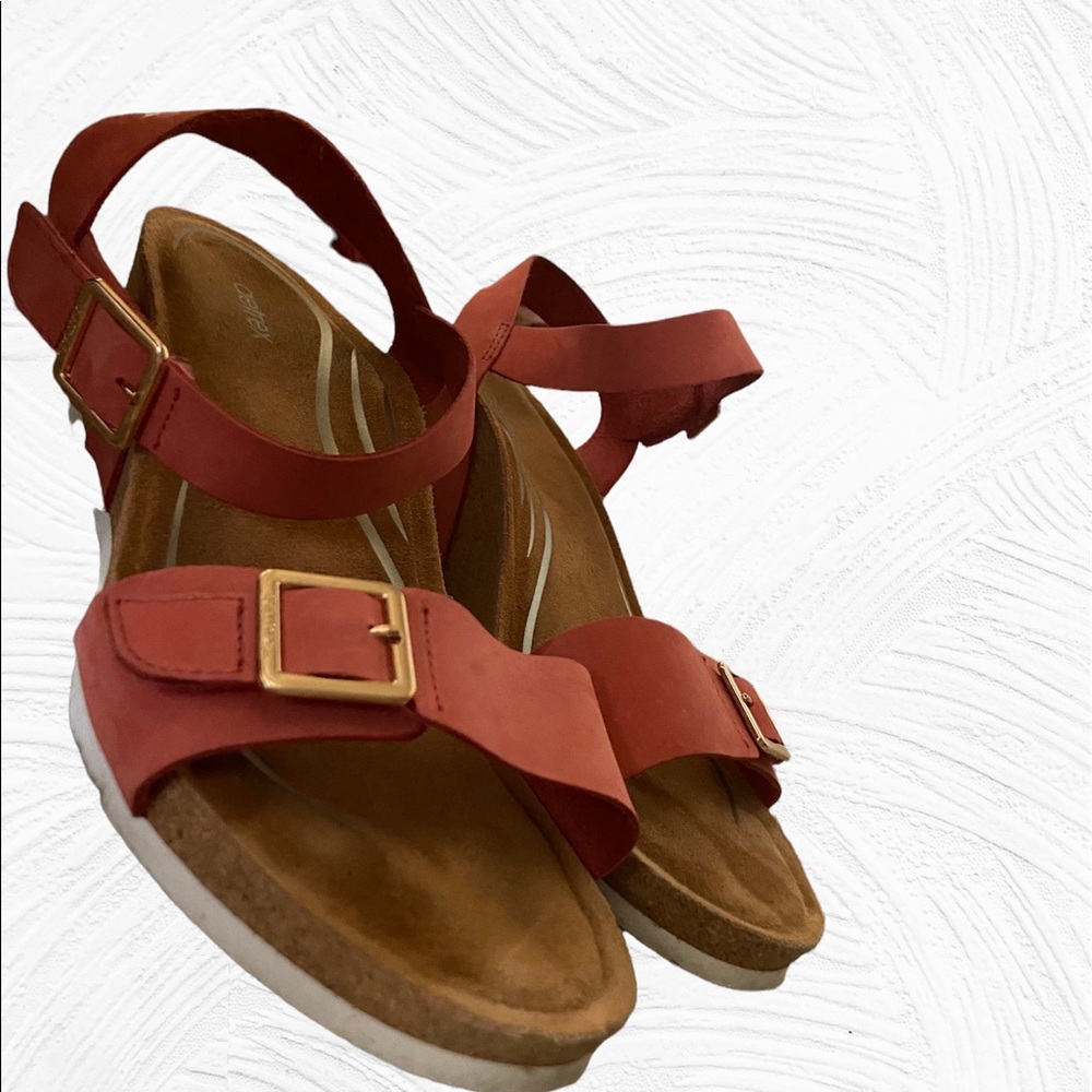 Aetrex Wedges, Size 9 in womens, Color Burgundy